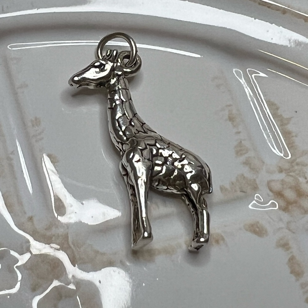 Vintage Giraffe Pendant / Charm  Sterling Silver Stamped NOS